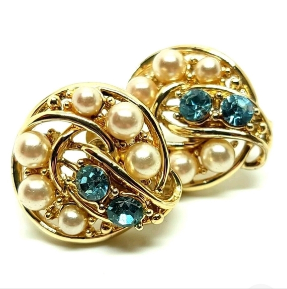 Mint Vintage 1950s Coro Craft Blue Rhinestone Faux Pearl Screw Back Earrings - Picture 1 of 13